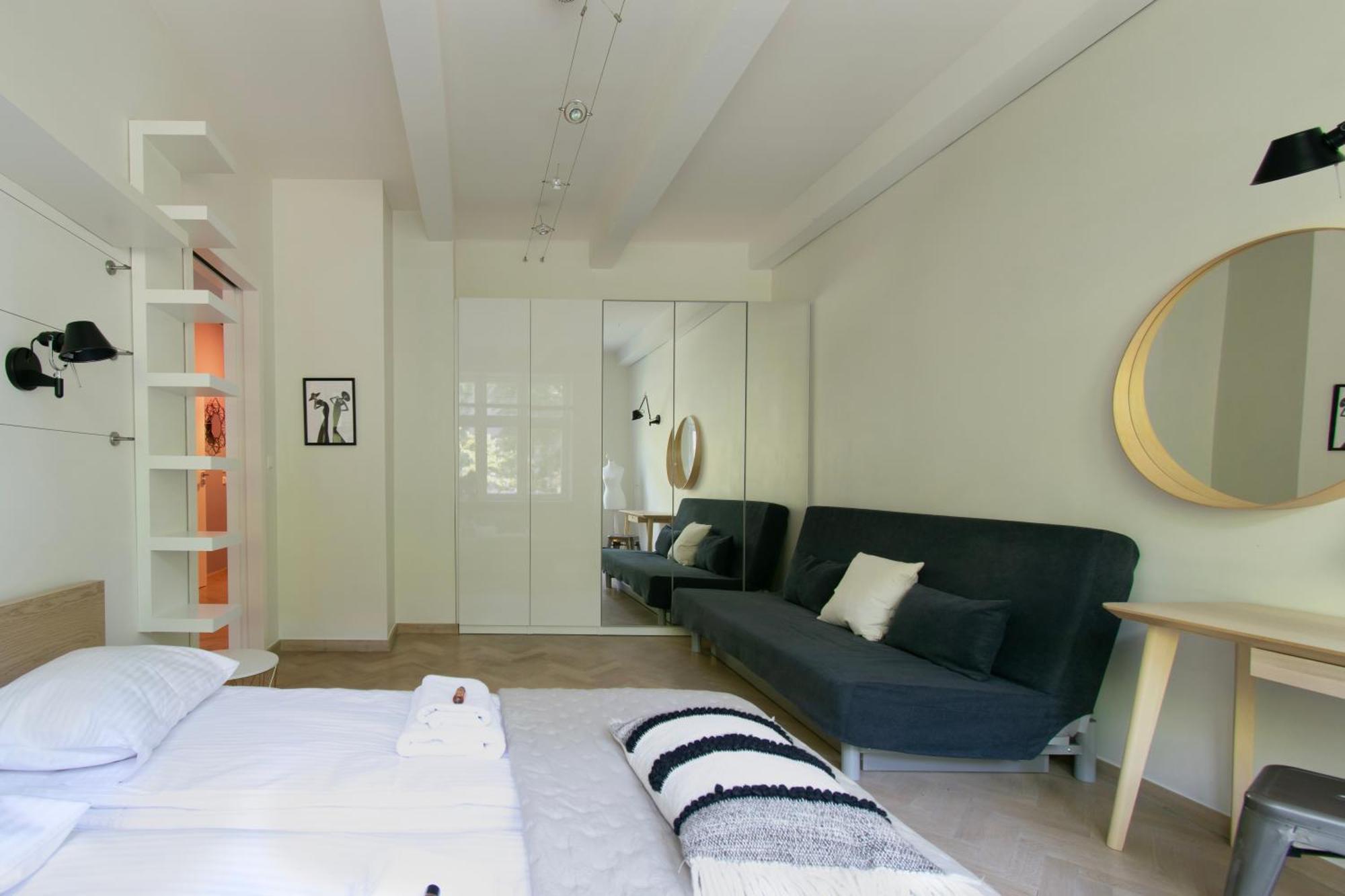 Spacious 3Br Apartment With Ac In Living Room, 2 Balconies Kraków Exteriör bild