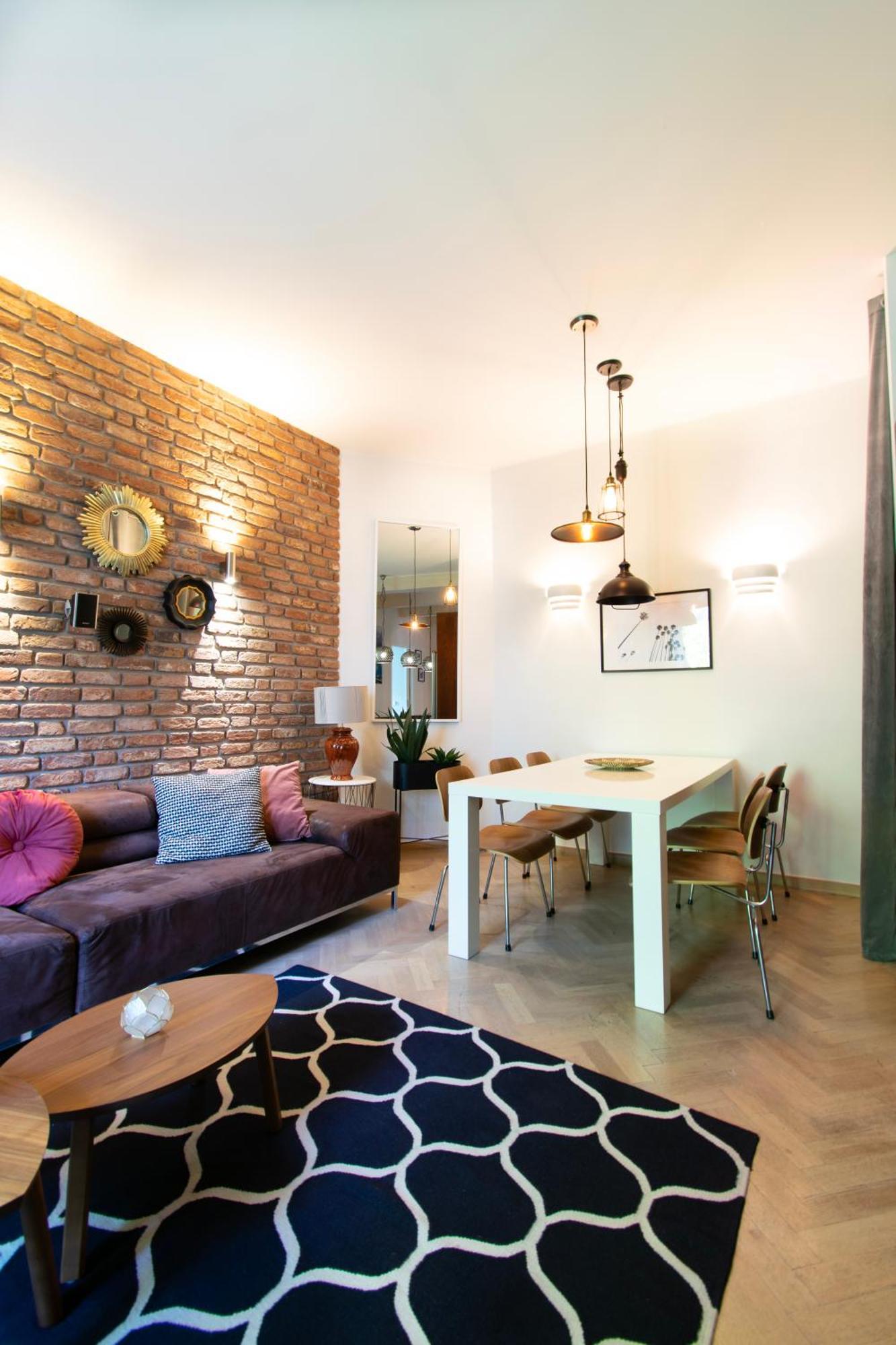 Spacious 3Br Apartment With Ac In Living Room, 2 Balconies Kraków Exteriör bild